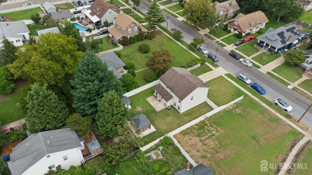 531 Manor Road Beverly, NJ 08010