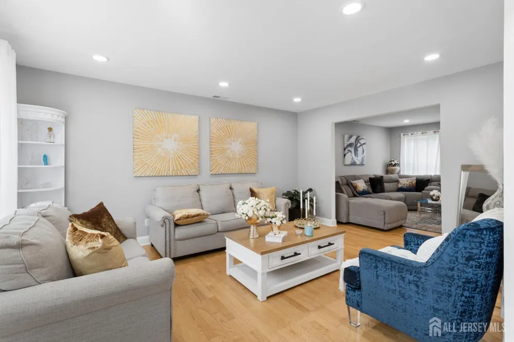 531 Manor Road Beverly, NJ 08010