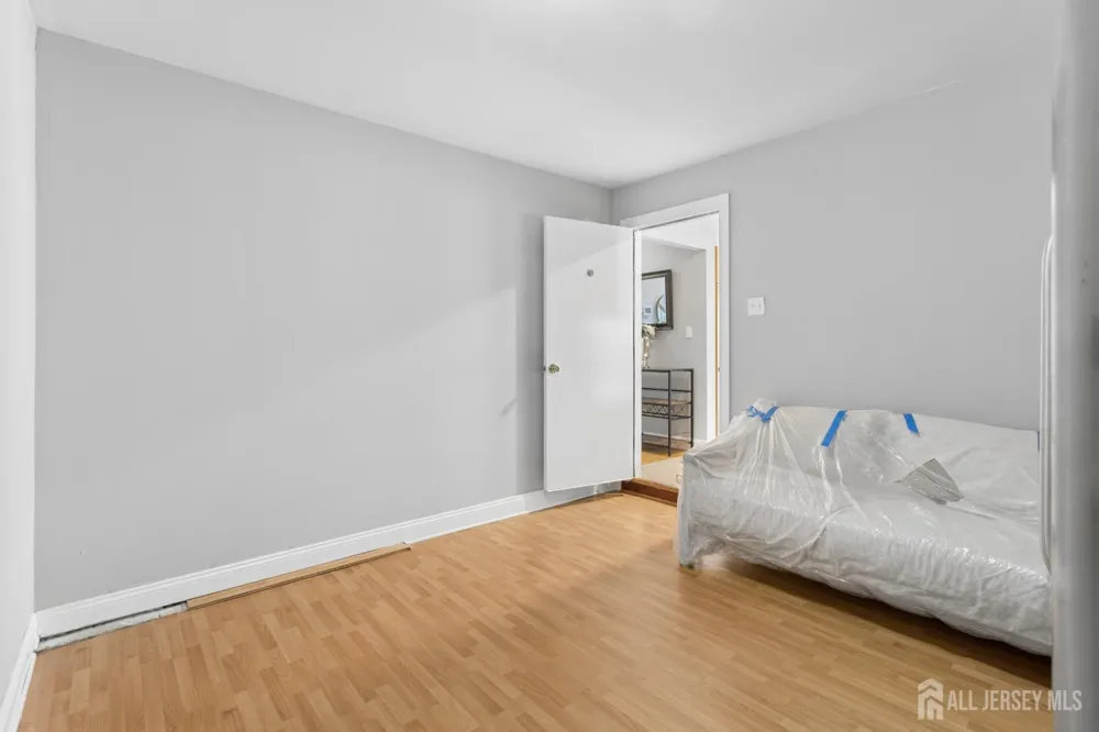 531 Manor Road Beverly, NJ 08010