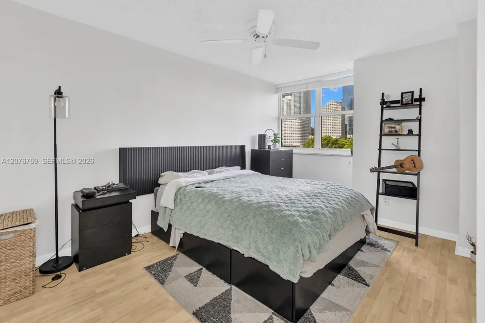 770 CLAUGHTON ISLAND DR #601 Miami, FL 33131