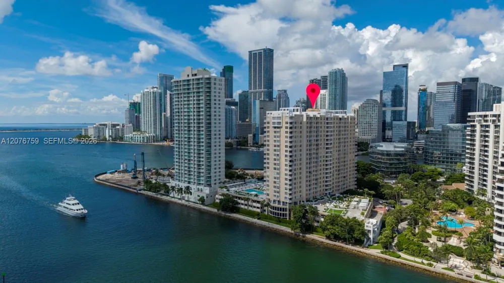 770 CLAUGHTON ISLAND DR #601 Miami, FL 33131