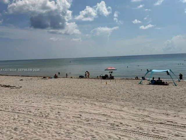 3725 S Ocean Dr #1427 Hollywood, FL 33019