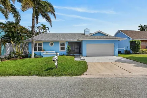 715 SW SALERNO ROAD