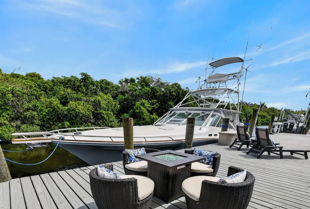 715 SW SALERNO ROAD Stuart, FL 34997