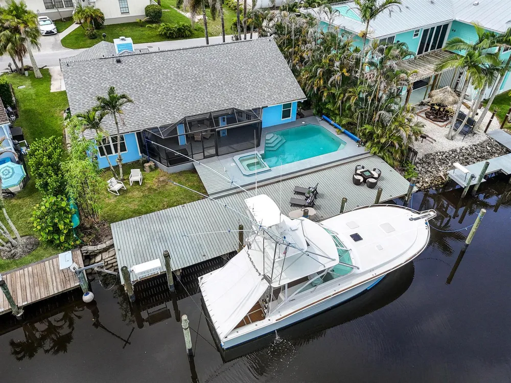 715 SW SALERNO ROAD Stuart, FL 34997