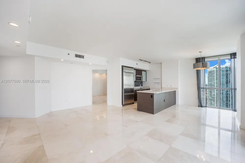 55 SE 6th St #3901 Miami, FL 33131