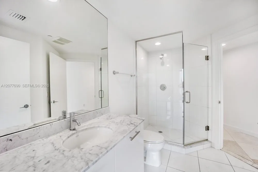 55 SE 6th St #3901 Miami, FL 33131