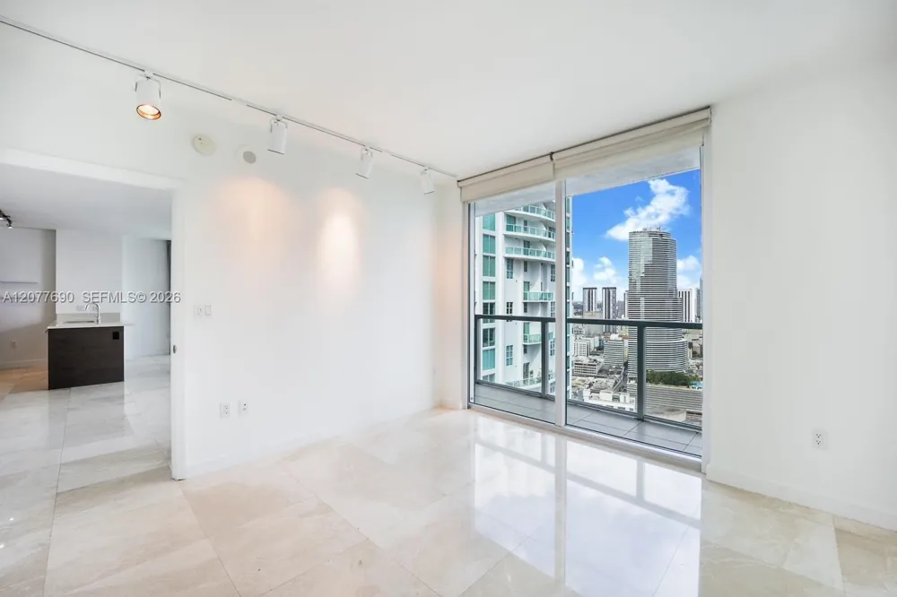 55 SE 6th St #3901 Miami, FL 33131