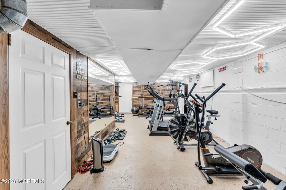 13 Jeffrey Lane East Windsor, NJ 08520