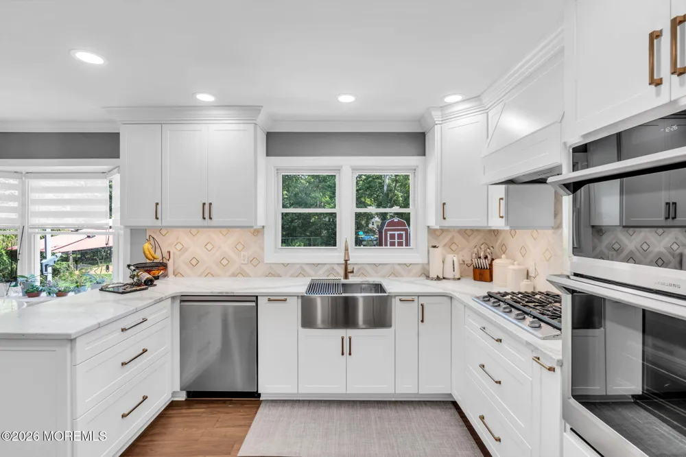 13 Jeffrey Lane East Windsor, NJ 08520