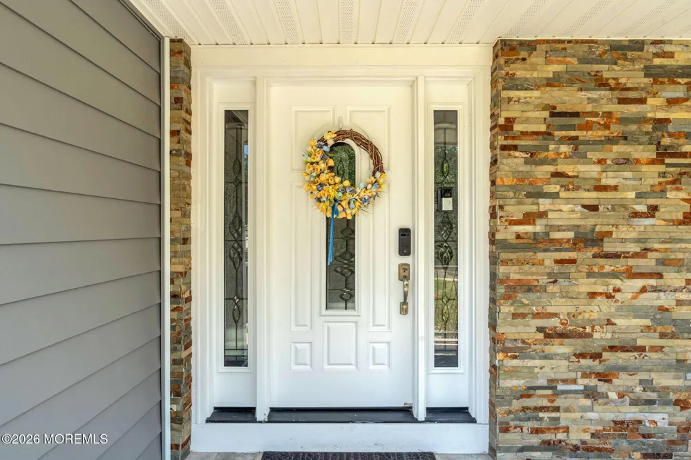 13 Jeffrey Lane East Windsor, NJ 08520