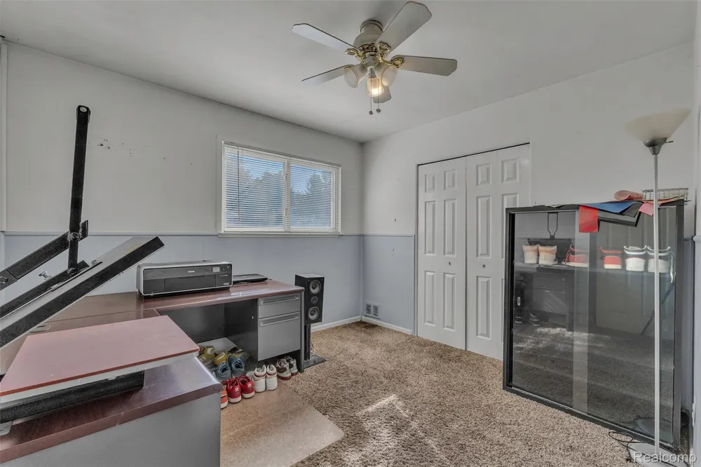 15131 Beech Daly Road Taylor City, MI 48180