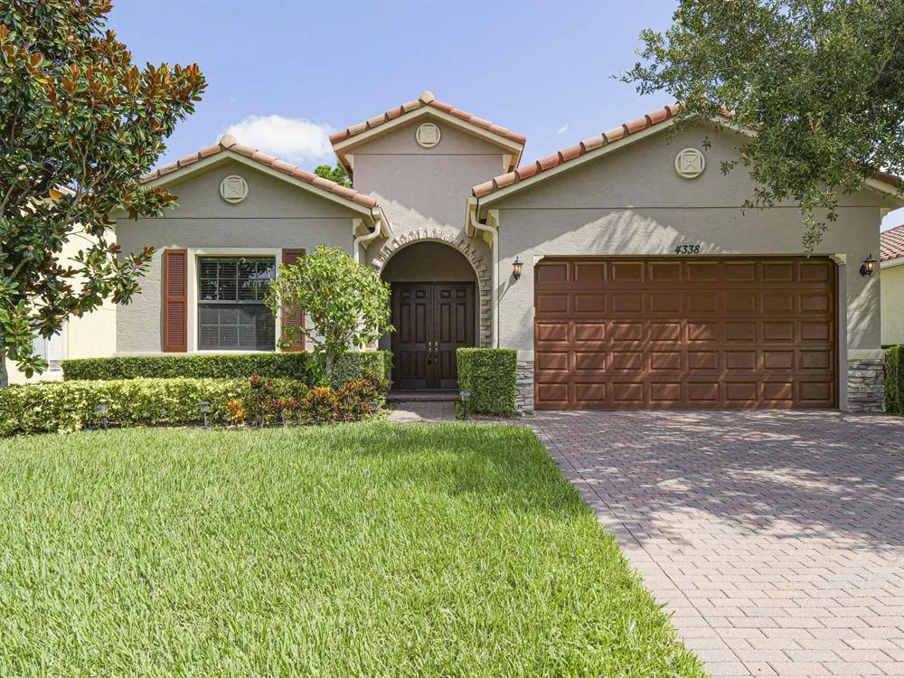 4338 56TH LANE Vero Beach, FL 32967