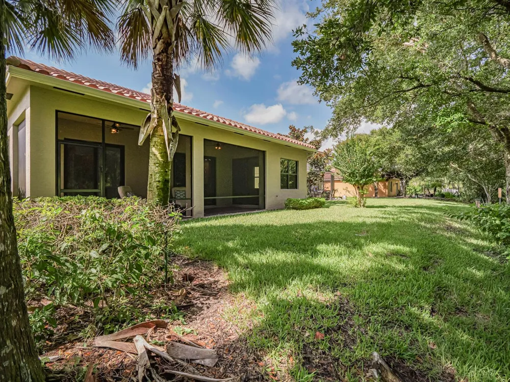4338 56TH LANE Vero Beach, FL 32967