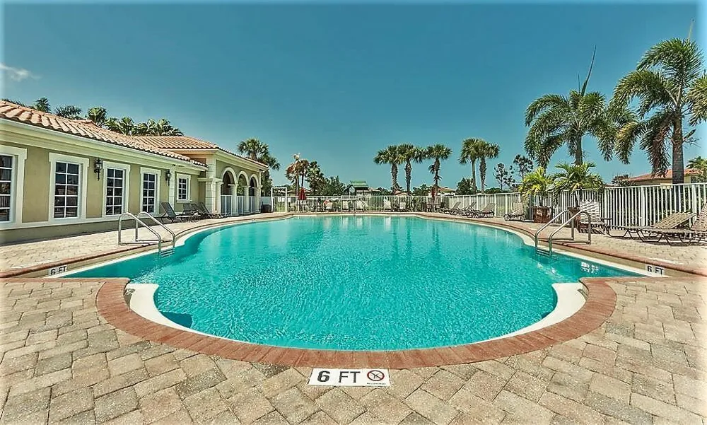 4338 56TH LANE Vero Beach, FL 32967
