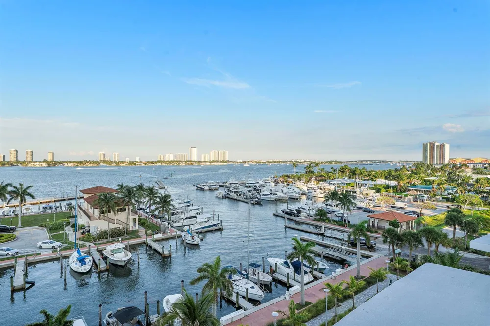 220 Lake Shore Drive #2223 Lake Park, FL 33403