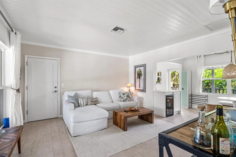 1025 CASUARINA ROAD #7 Delray Beach, FL 33483