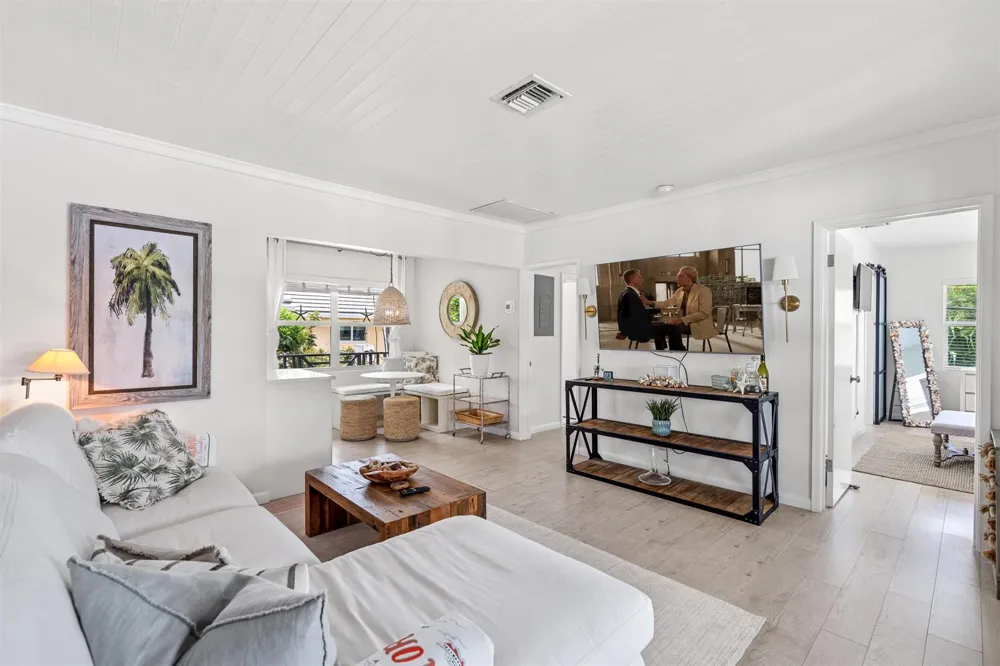 1025 CASUARINA ROAD #7 Delray Beach, FL 33483
