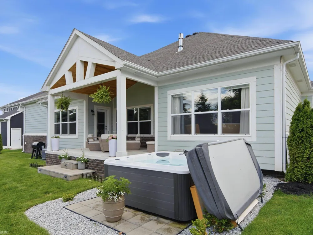 19415 Rachael Drive Macomb Township, MI 48042