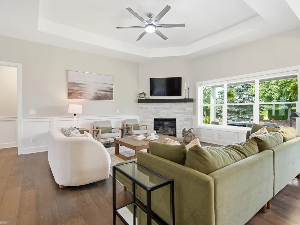 19415 Rachael Drive Macomb Township, MI 48042