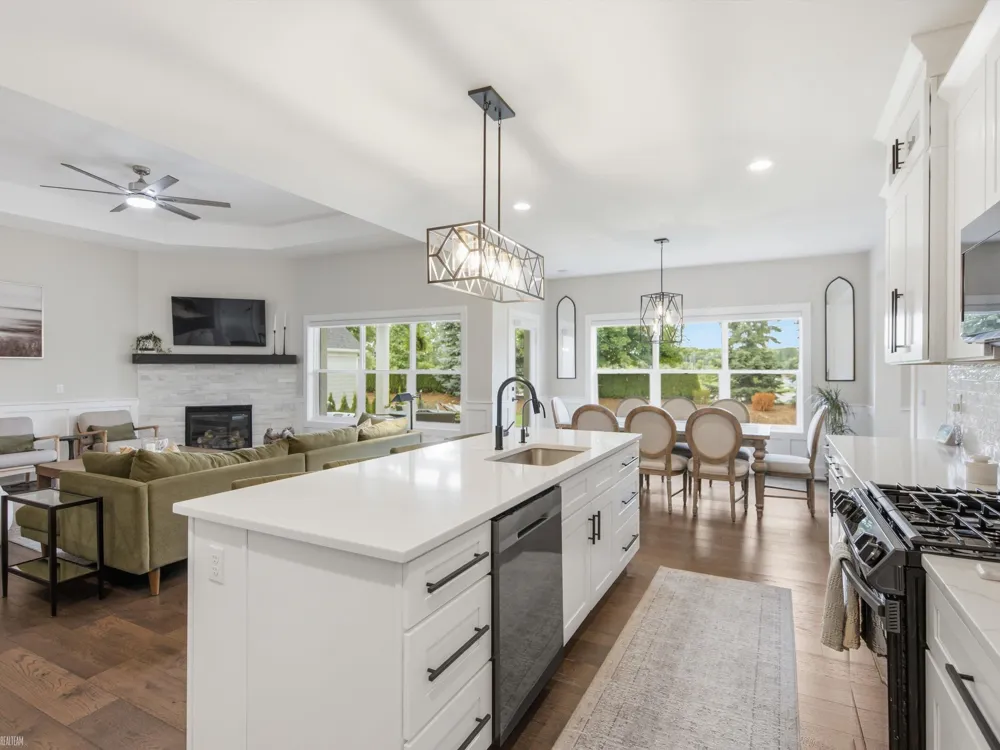 19415 Rachael Drive Macomb Township, MI 48042