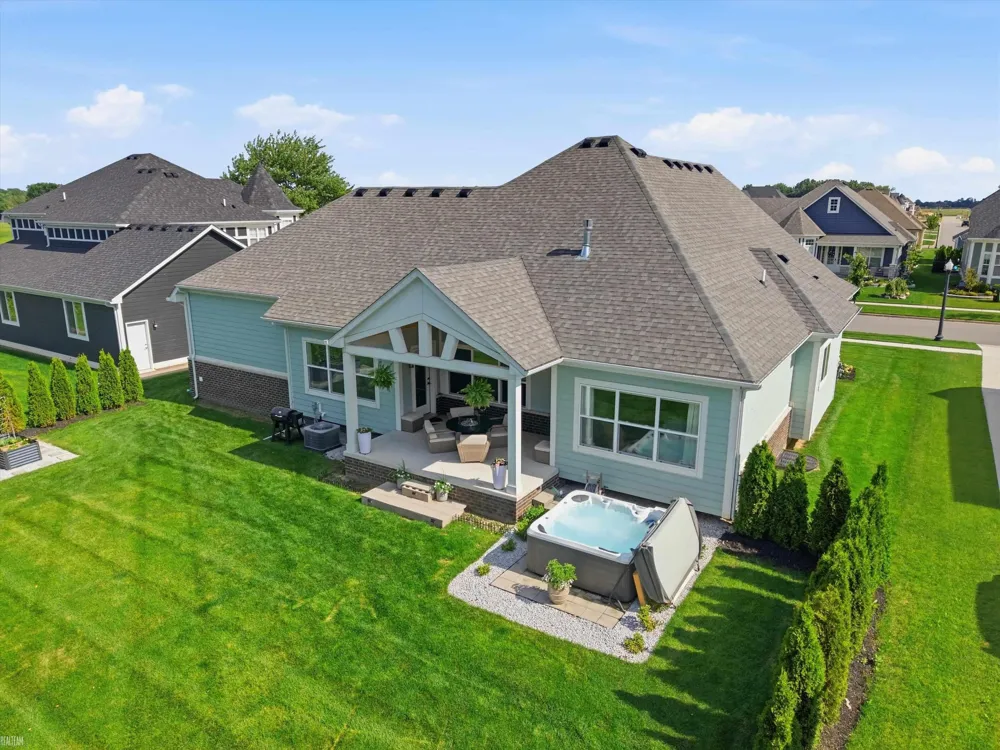 19415 Rachael Drive Macomb Township, MI 48042