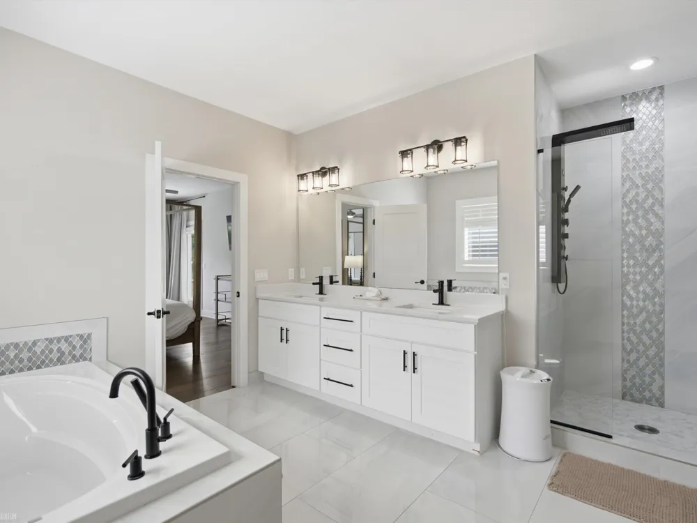 19415 Rachael Drive Macomb Township, MI 48042