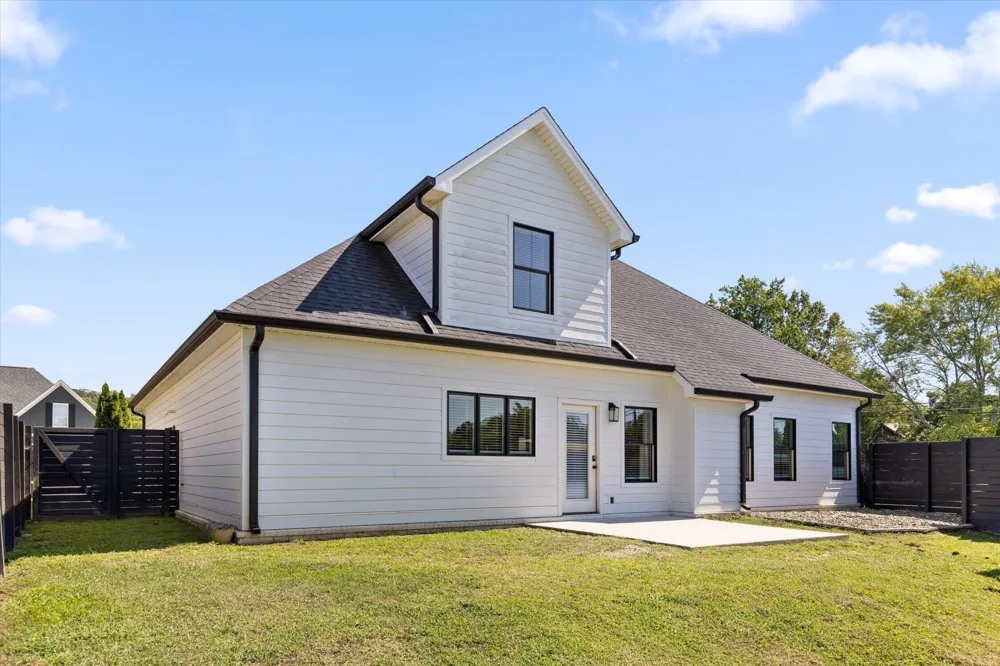 7705 Evan Way Hixson, TN 37343
