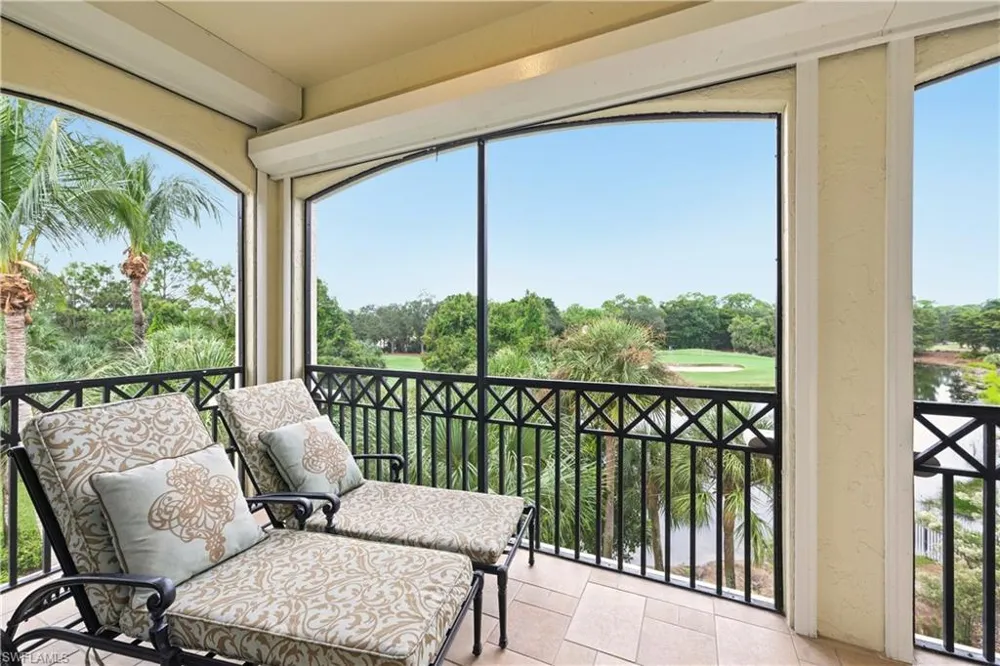 2605 Estrella Court #PH-3 Naples, FL 34109