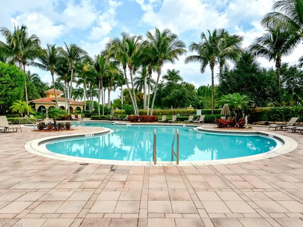 2605 Estrella Court #PH-3 Naples, FL 34109