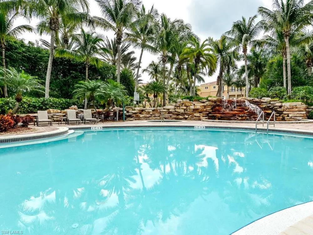 2605 Estrella Court #PH-3 Naples, FL 34109