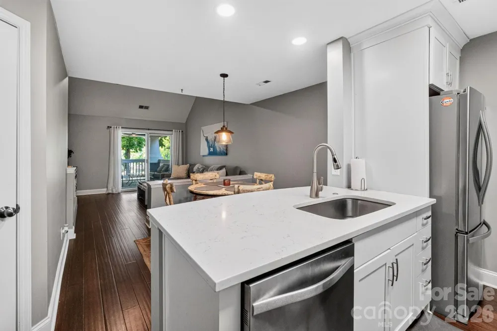 712 Southwest Drive Davidson, NC 28036