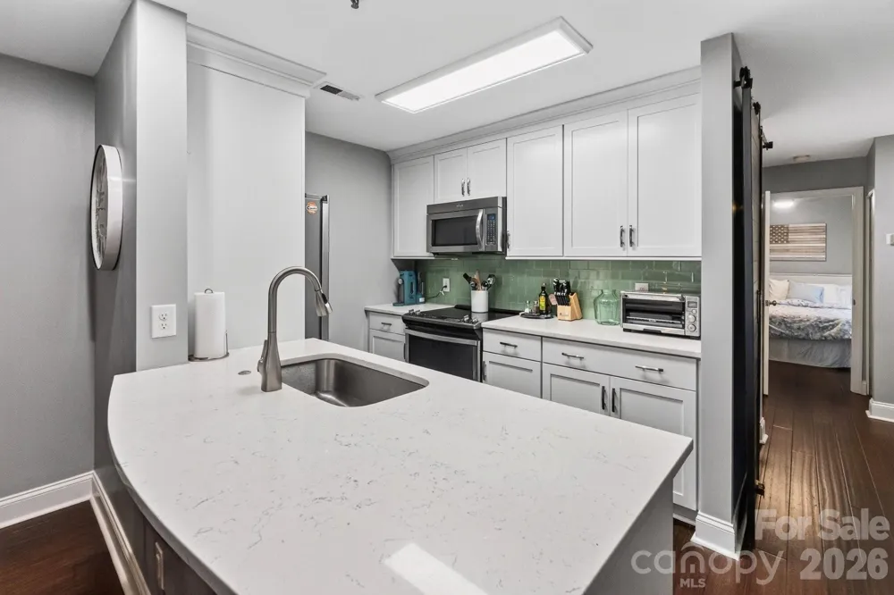 712 Southwest Drive Davidson, NC 28036