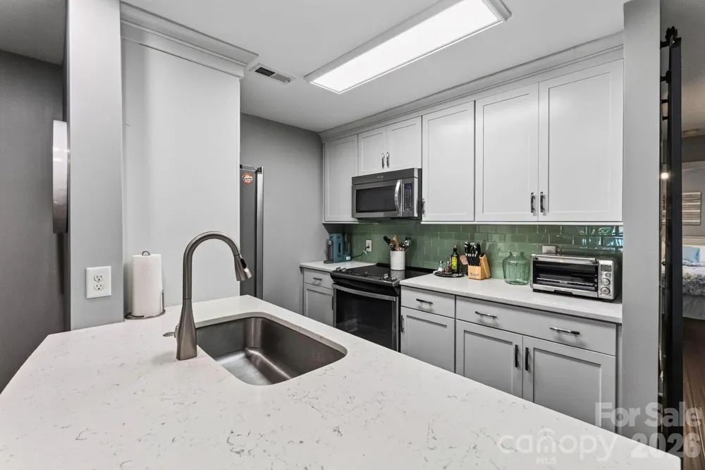 712 Southwest Drive Davidson, NC 28036