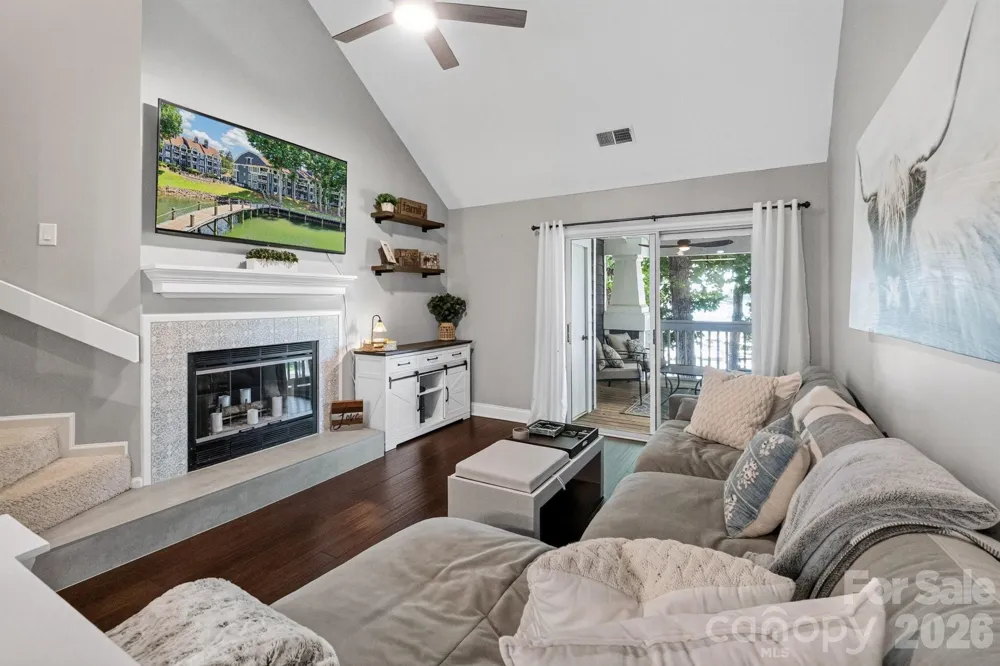 712 Southwest Drive Davidson, NC 28036