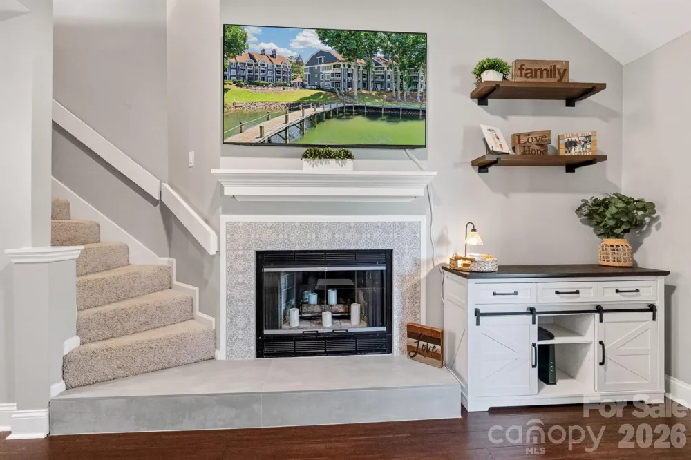 712 Southwest Drive Davidson, NC 28036