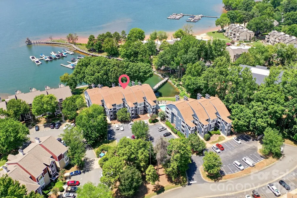 712 Southwest Drive Davidson, NC 28036
