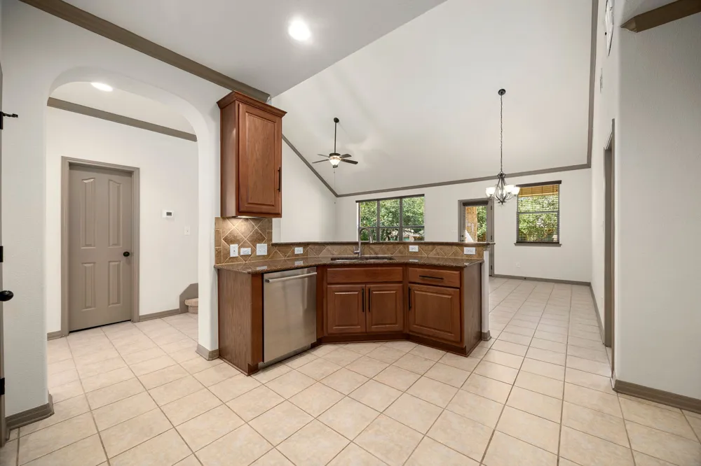 8608 Alophia Drive Austin, TX 78739
