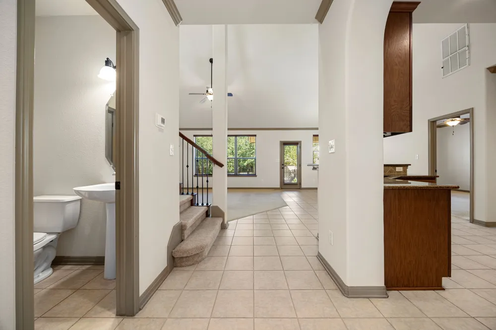 8608 Alophia Drive Austin, TX 78739