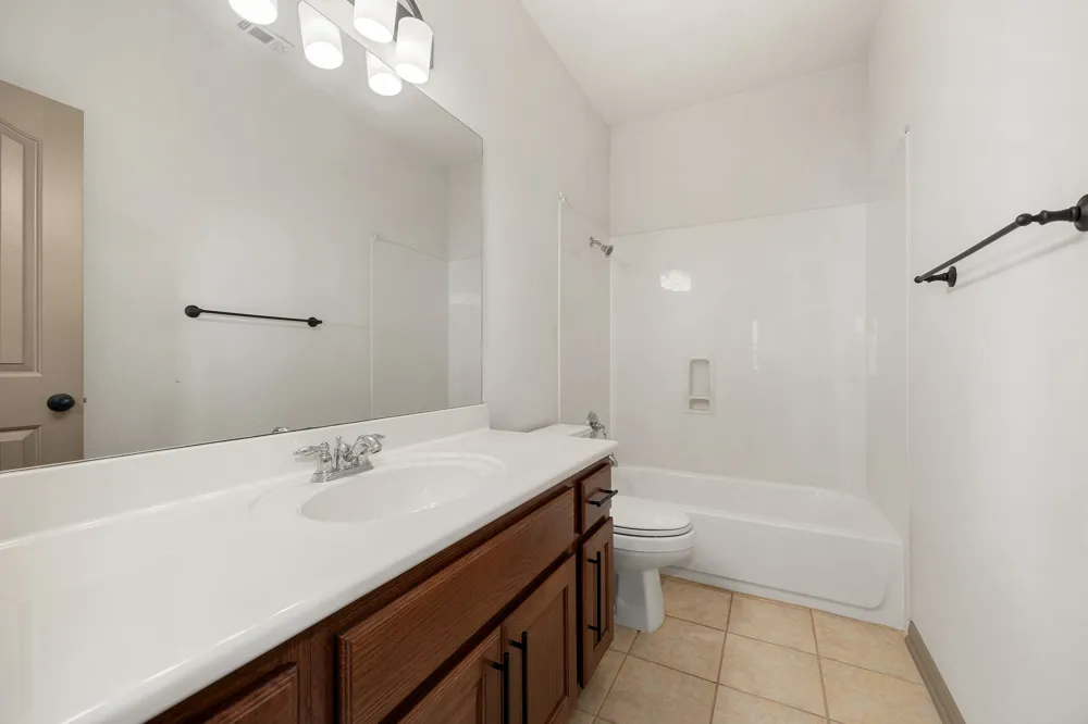 8608 Alophia Drive Austin, TX 78739