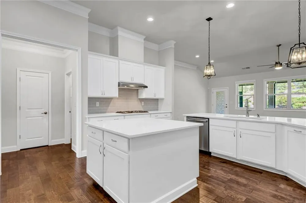 3898 Heirloom Loop Court Buford, GA 30519