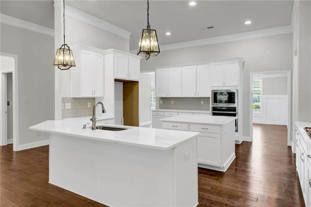 3898 Heirloom Loop Court Buford, GA 30519