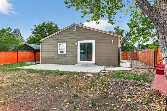 937 Kramer Court Aurora, CO 80010