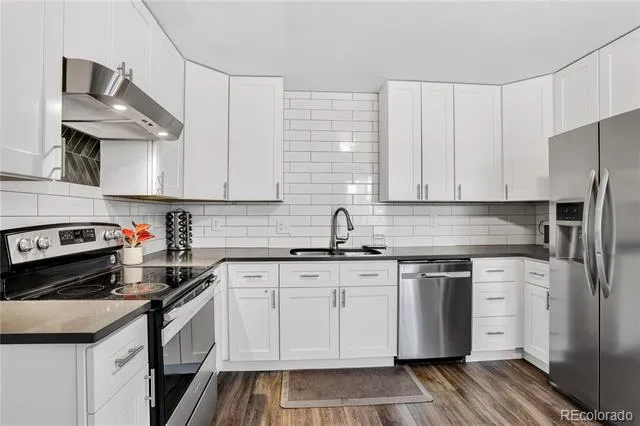 937 Kramer Court Aurora, CO 80010