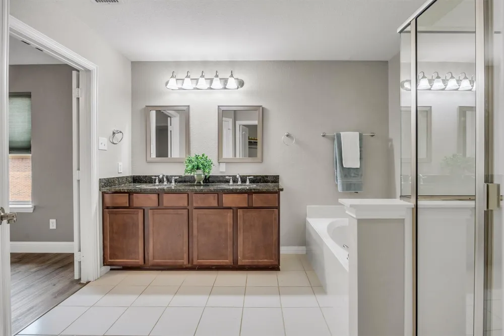 399 Teague Drive Lewisville, TX 75067