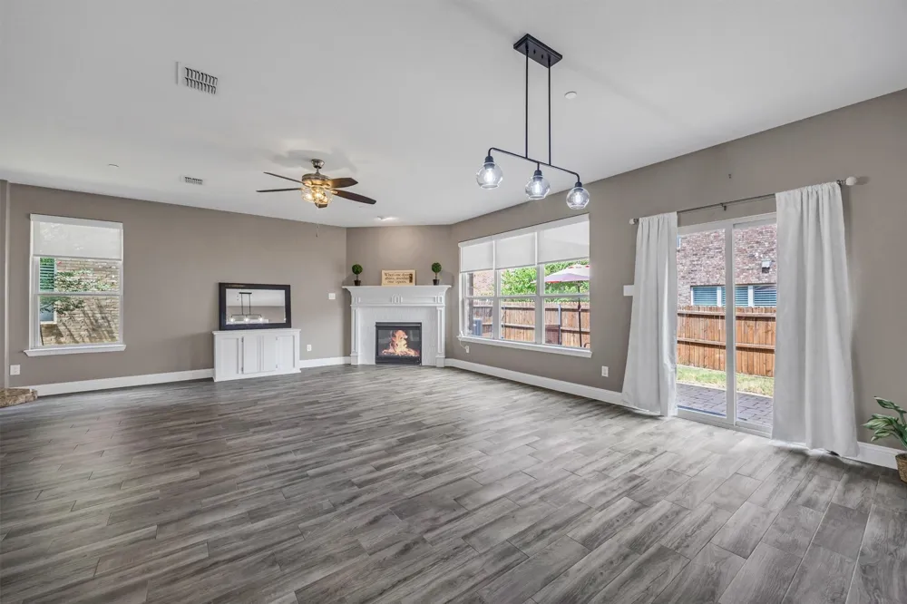 399 Teague Drive Lewisville, TX 75067
