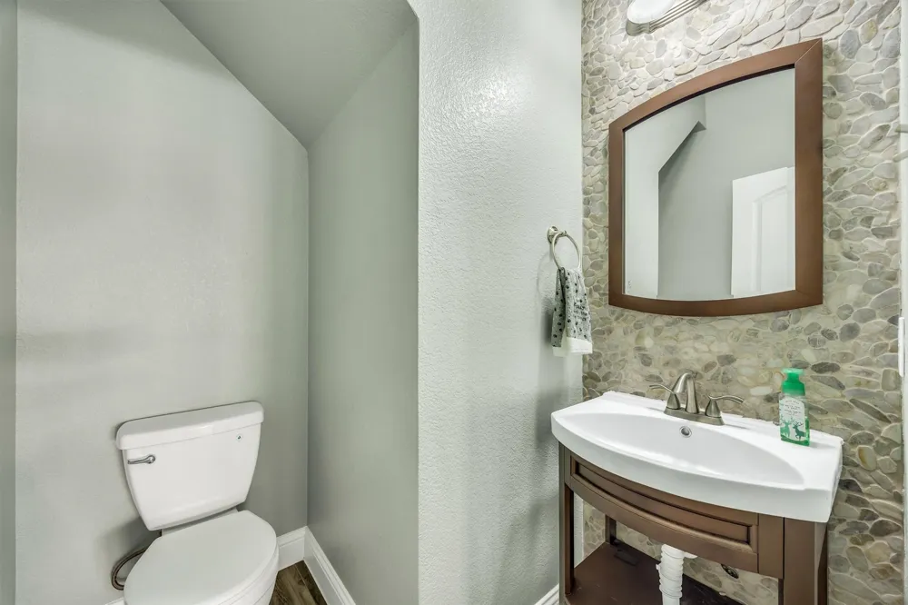 399 Teague Drive Lewisville, TX 75067