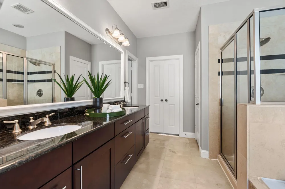 2316 Beall Street Houston, TX 77008