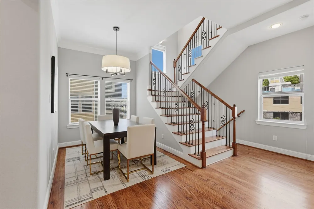 2316 Beall Street Houston, TX 77008