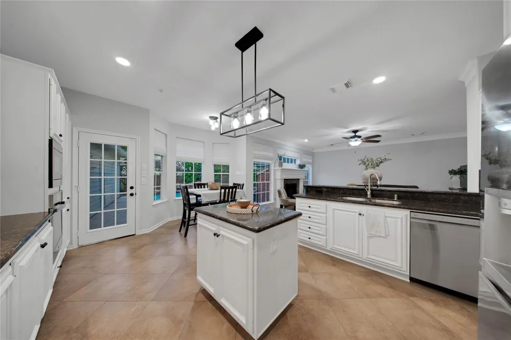 79 Cochrans Green Circle The Woodlands, TX 77381